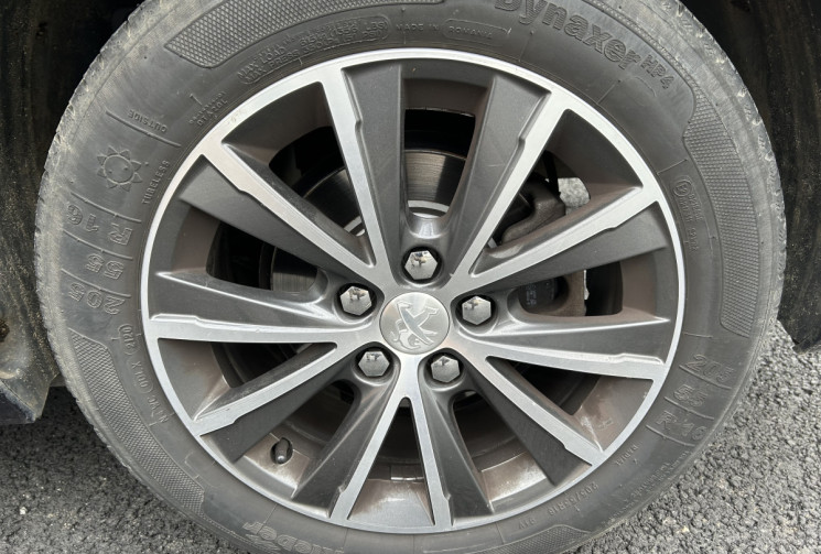 Peugeot 308 SW 1.6l  BlueHDI ALLURE EAT6 Toit panoramique