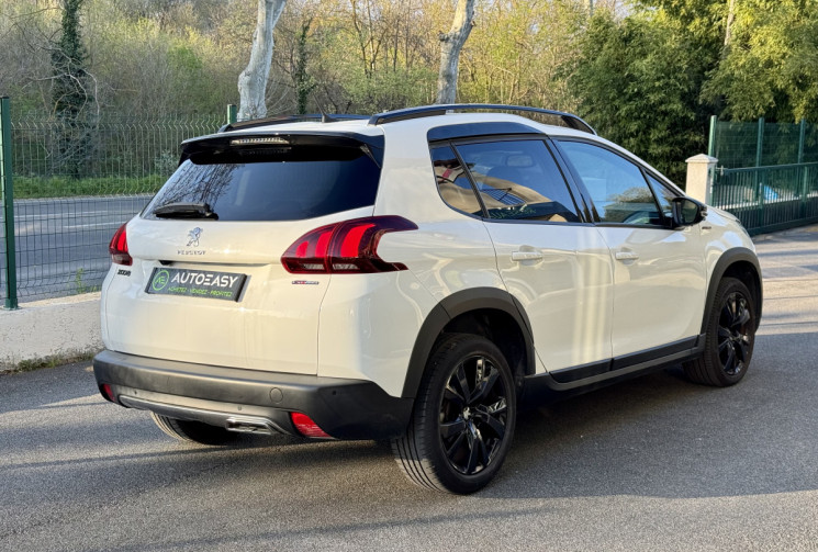 Peugeot 2008 130 ch GT Line  / Toit Panoramique / Pack Black / Distribution ok / Garantie 6 mois