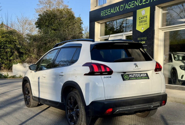 Peugeot 2008 130 ch GT Line  / Toit Panoramique / Pack Black / Distribution ok / Garantie 6 mois