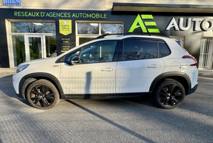 Peugeot 2008 130 ch GT Line  / Toit Panoramique / Pack Black / Distribution ok / Garantie 6 mois
