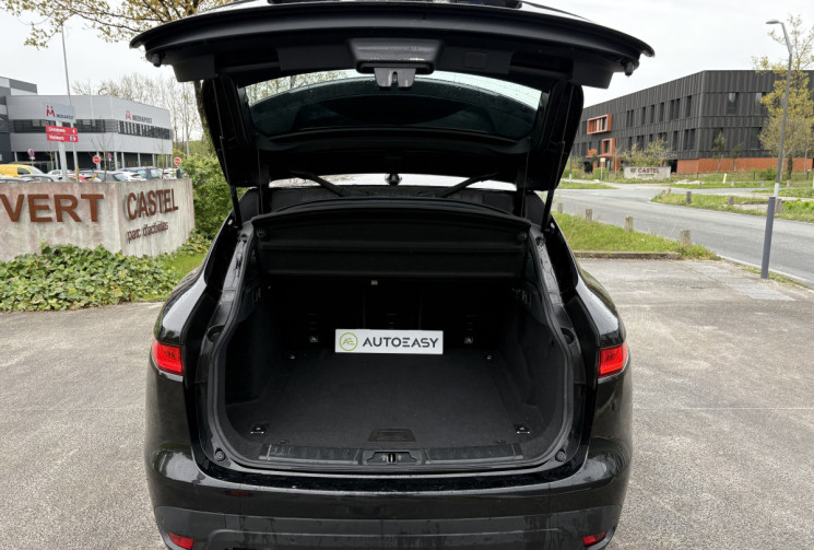 Jaguar F-Pace 180ch Portfolio 2.0d * Toit Ouvrant * 4x4 * BVA8 * Caméra * Meridian * Sièges Elec 