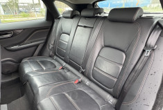 Jaguar F-Pace 180ch Portfolio 2.0d * Toit Ouvrant * 4x4 * BVA8 * Caméra * Meridian * Sièges Elec 