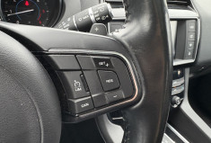 Jaguar F-Pace 180ch Portfolio 2.0d * Toit Ouvrant * 4x4 * BVA8 * Caméra * Meridian * Sièges Elec 