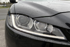 Jaguar F-Pace 180ch Portfolio 2.0d * Toit Ouvrant * 4x4 * BVA8 * Caméra * Meridian * Sièges Elec 