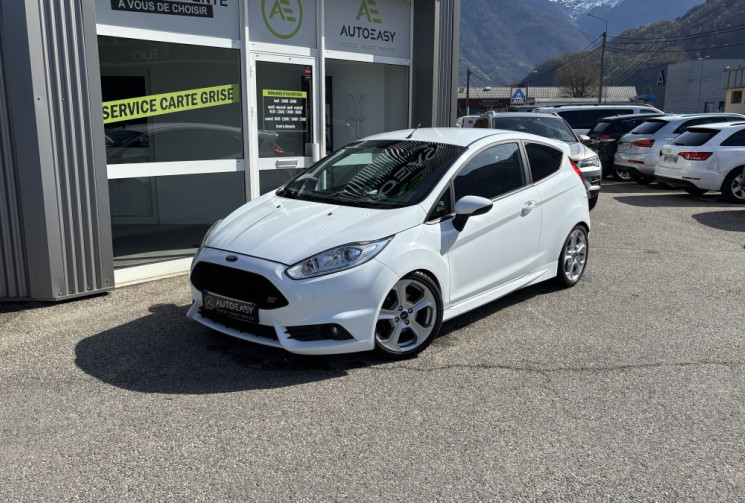 Ford Fiesta VI phase 2 ST 1.6T ecoboost 182 cv