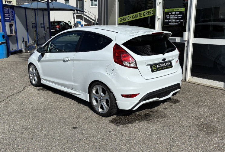 Ford Fiesta VI phase 2 ST 1.6T ecoboost 182 cv