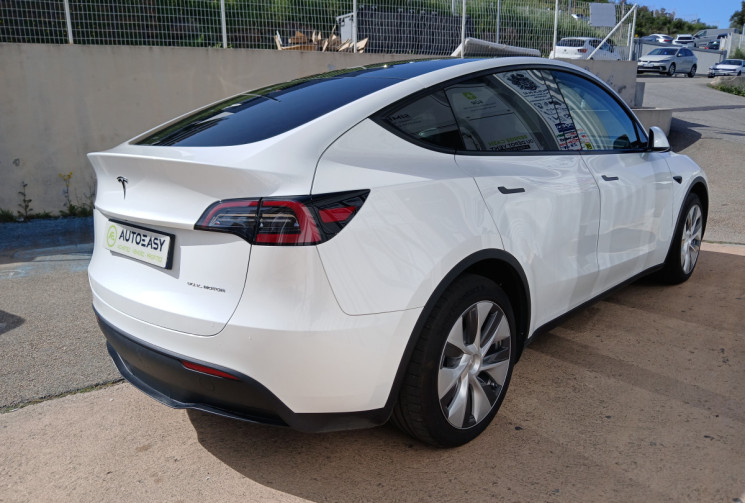 Tesla Model Y GRAND AUTONOMIE 4X4 514 Maximum Long Range AWD