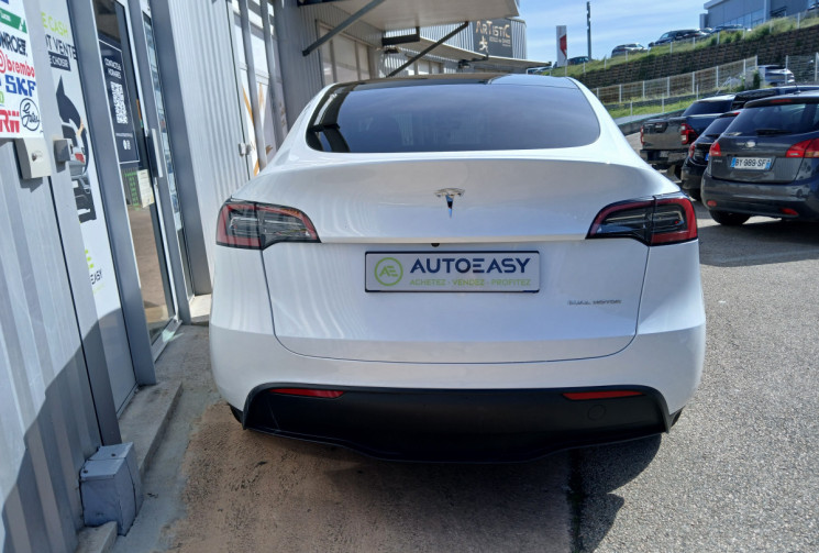 Tesla Model Y GRAND AUTONOMIE 4X4 514 Maximum Long Range AWD