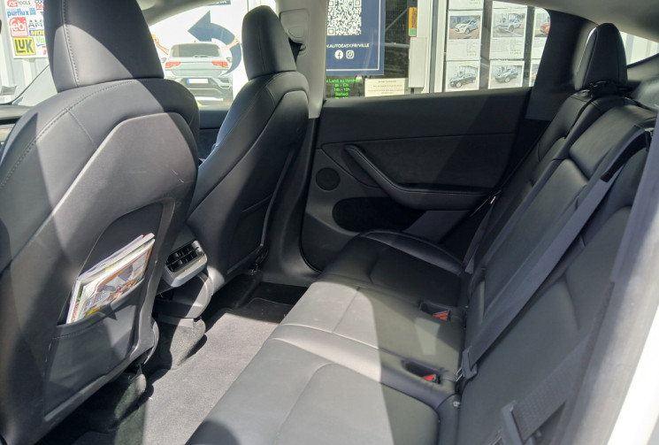 Tesla Model Y GRAND AUTONOMIE 4X4 Maximum Range AWD