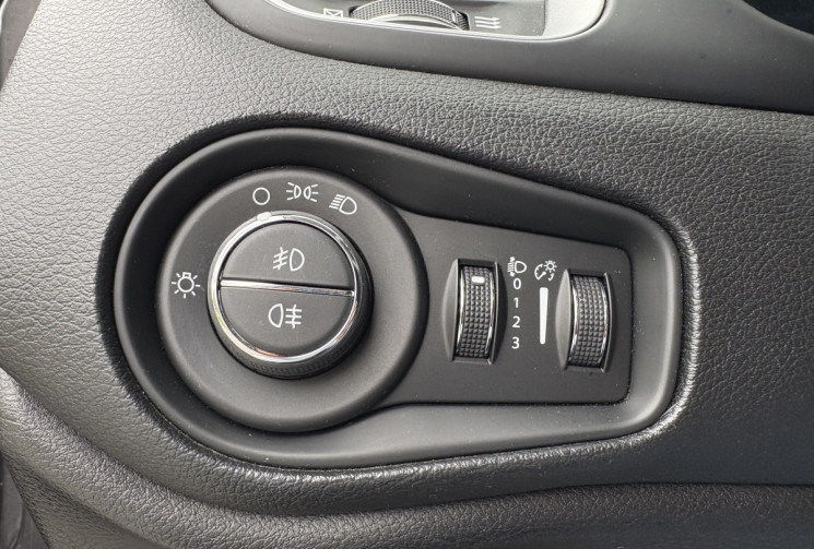Jeep RENEGADE LONGITUDE 120 cv 1.6 CRD * Distribution Faite 03/2025 & Entretien complet * Radar