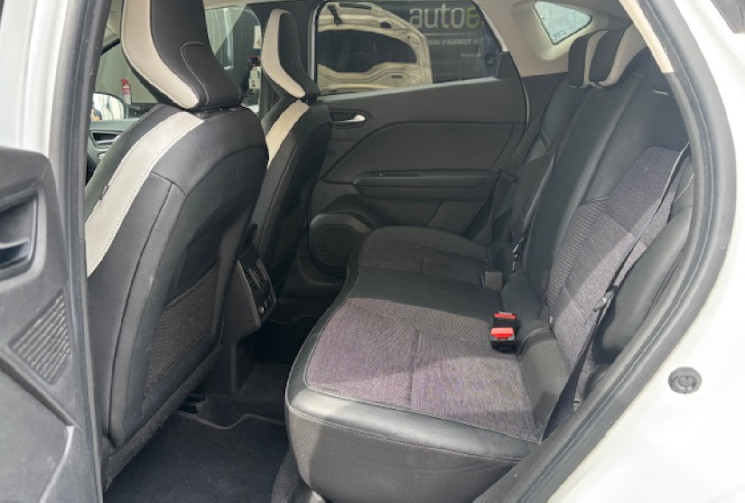 Renault Captur II 1.0 TCe 100 cv Intens GPS / CAMERA DE RECUL / SIEGE CHAUFFANT / CARPLAY 