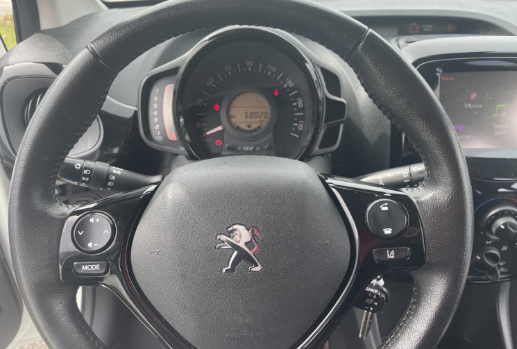 Peugeot 108 1.2 VTi 12V 82 CV GT LINE