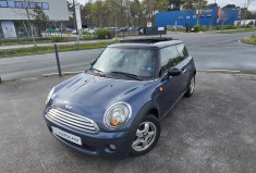 Mini Cooper 2 (R56) 1.6 i 16V 120cv * toit ouvrant pano * écran * full cuir * sièges chauffants*    