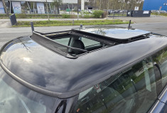 Mini Cooper 2 (R56) 1.6 i 16V 120cv * toit ouvrant pano * écran * full cuir * sièges chauffants*    