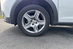 Dacia Sandero 0.9 ECO-G 90ch Stepway ESSENCE/GPL / ATTELAGE / ROUE DE SECOUR / ECRAN TACTILE