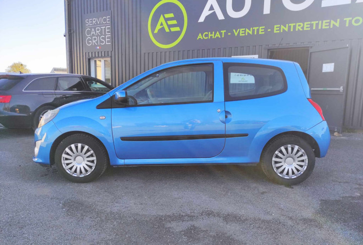 Renault Twingo 1.2 16V 75 CH AUTHENTIQUE 