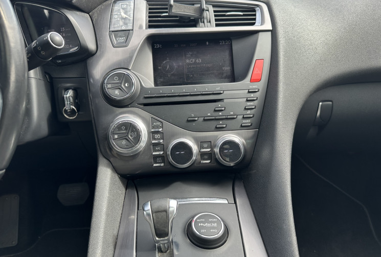 Citroën DS5 2.0 HDi FAP 200 Hybrid4 4x4 BMP6