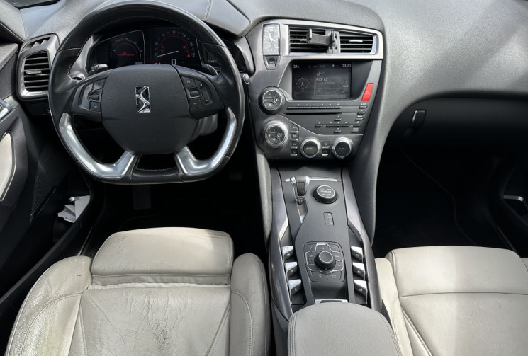Citroën DS5 2.0 HDi FAP 200 Hybrid4 4x4 BMP6