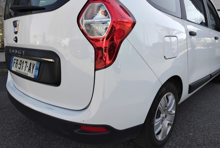 Dacia Lodgy 1.3 TCe 16V FAP 100 cv 7 places Première Main