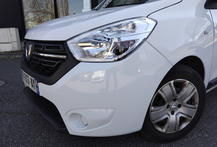 Dacia Lodgy 1.3 TCe 16V FAP 100 cv 7 places Première Main