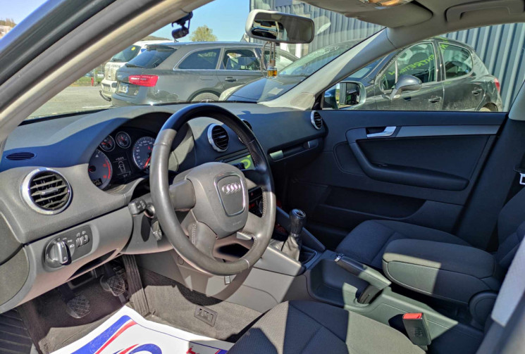 Audi A3 SPORTBACK 1.6 TDI 105 CARPLAY CAMERA INJECTEURS NEUFS CT OK 