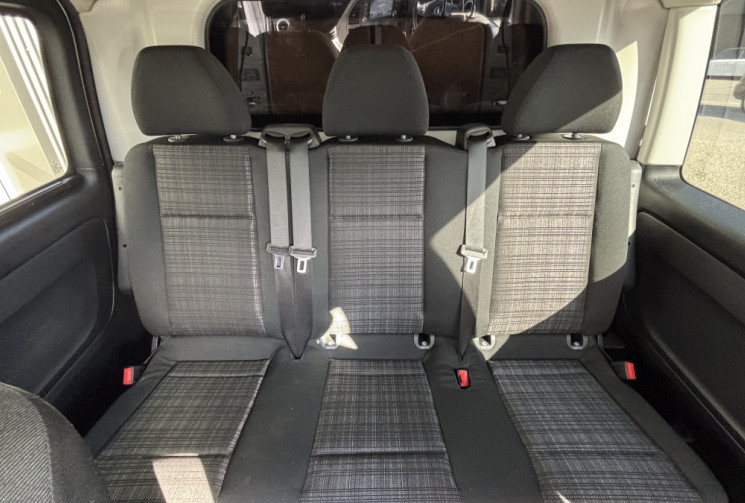 Mercedes VITO mixto 114 CDI 136 4X4 Extra long 5 places - TVA récupérable