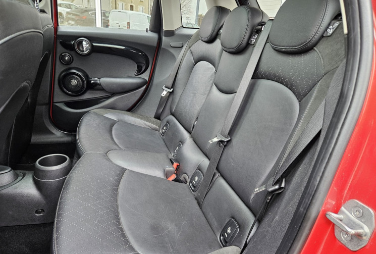 Mini Mini COOPER F55 SD 2.0 170 BVA PACK CHILI
