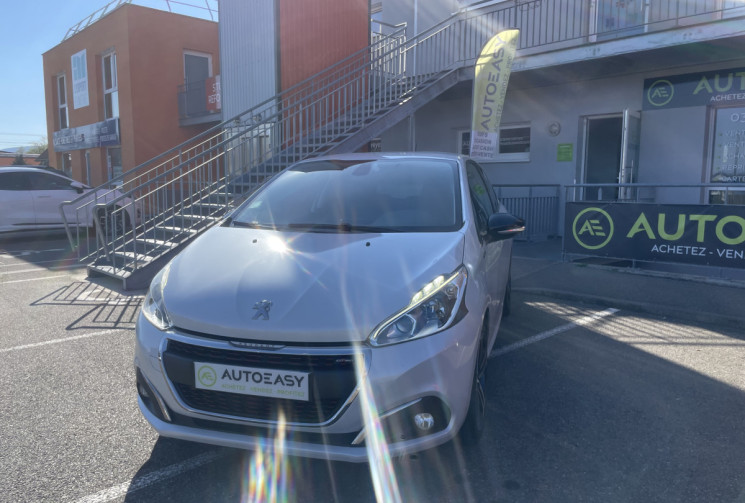 Peugeot 208 1.2 Puretech 110ch GT Line  MOTEUR CHANGE 