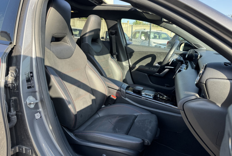 Mercedes Classe A A250 E / 218 CH / AMG LINE / 8G-DCT 