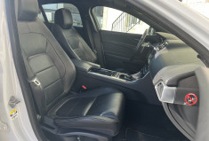 Jaguar XE 2.0 D 180 CH BVA LANDMARK