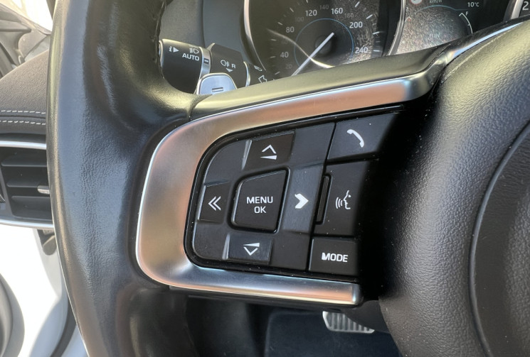 Jaguar XE 2.0 D 180 CH BVA LANDMARK