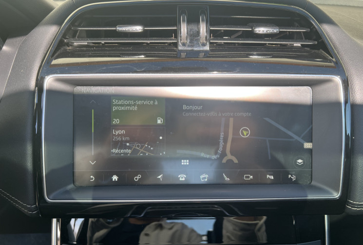 Jaguar XE 2.0 D 180 CH BVA LANDMARK