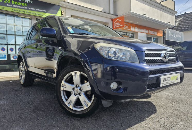 Toyota RAV4 177 CV CUIR TOIT OUVRANT SUIVI DISPO