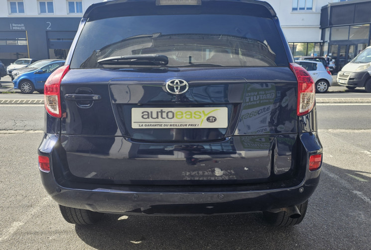 Toyota RAV4 177 CV CUIR TOIT OUVRANT SUIVI DISPO