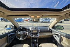 Toyota RAV4 177 CV CUIR TOIT OUVRANT SUIVI DISPO