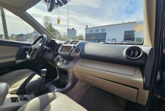 Toyota RAV4 177 CV CUIR TOIT OUVRANT SUIVI DISPO