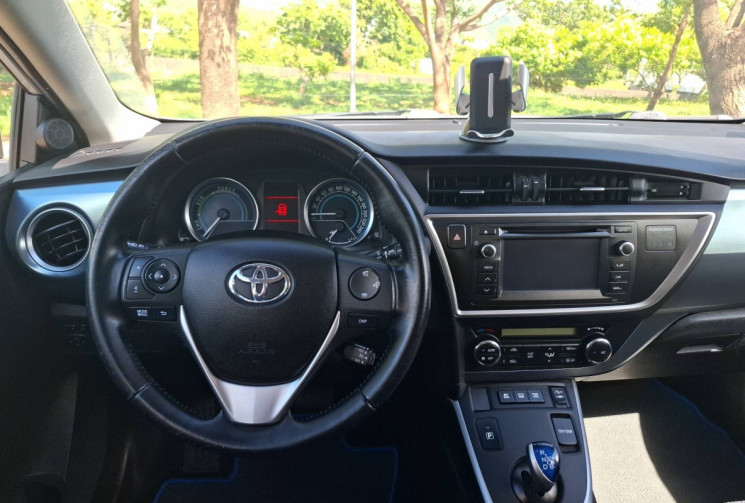 Toyota AURIS  Hatchback 1.8 VVT-i HSD 16V CVT Hybride 99 cv 