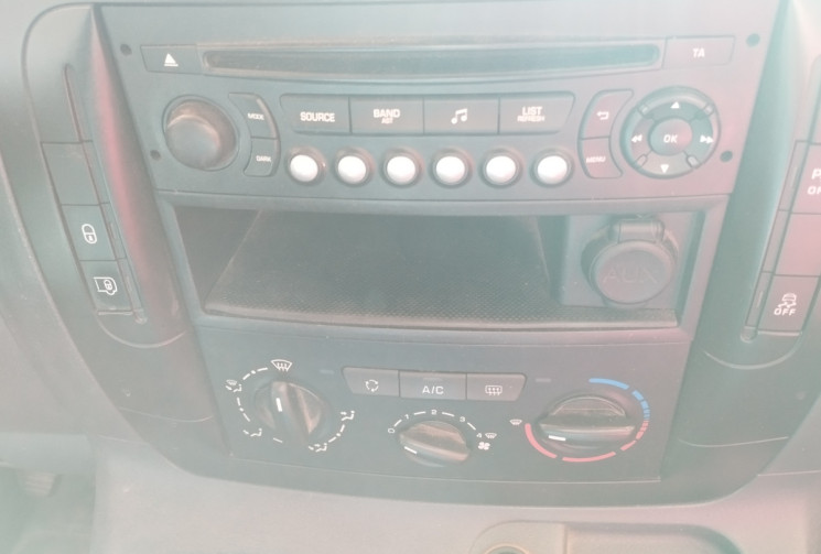 FIAT SCUDO 1.6 MJTD 16V Fourgon court 90 cv PACK PROFESSIONNEL + GALERIE + ATTELAGE 