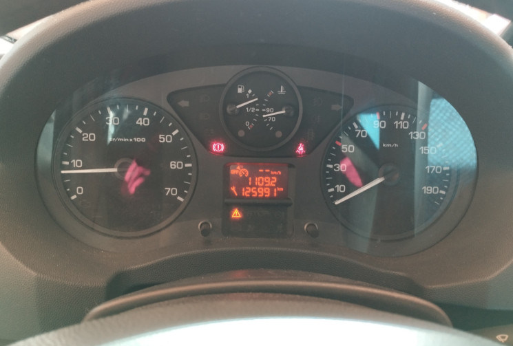 FIAT SCUDO 1.6 MJTD 16V Fourgon court 90 cv PACK PROFESSIONNEL + GALERIE + ATTELAGE 