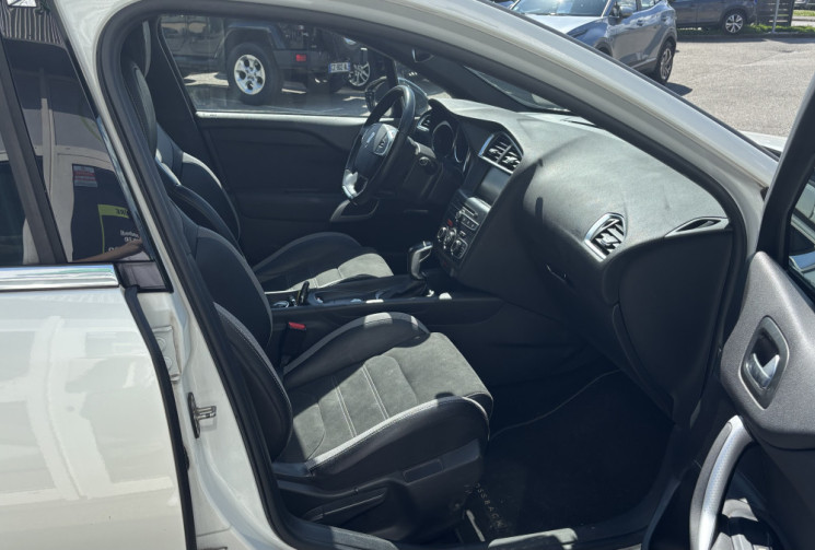 Citroën DS4 Crossback 1.6 BlueHDi 120 EAT6 120 Sport Chic