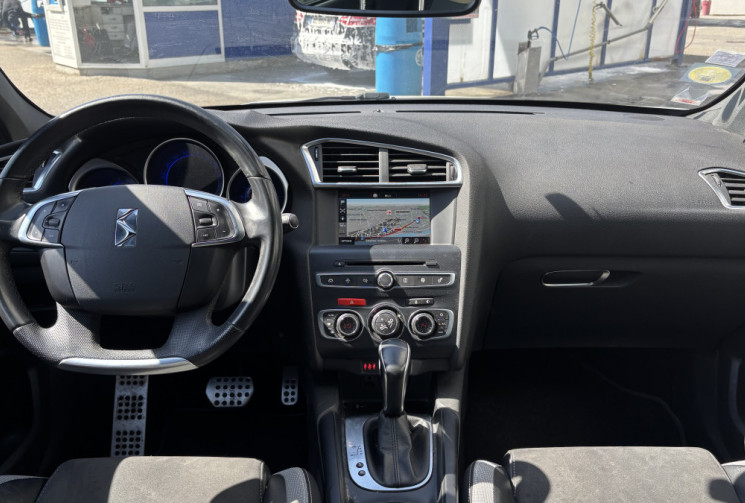 Citroën DS4 Crossback 1.6 BlueHDi 120 EAT6 120 Sport Chic