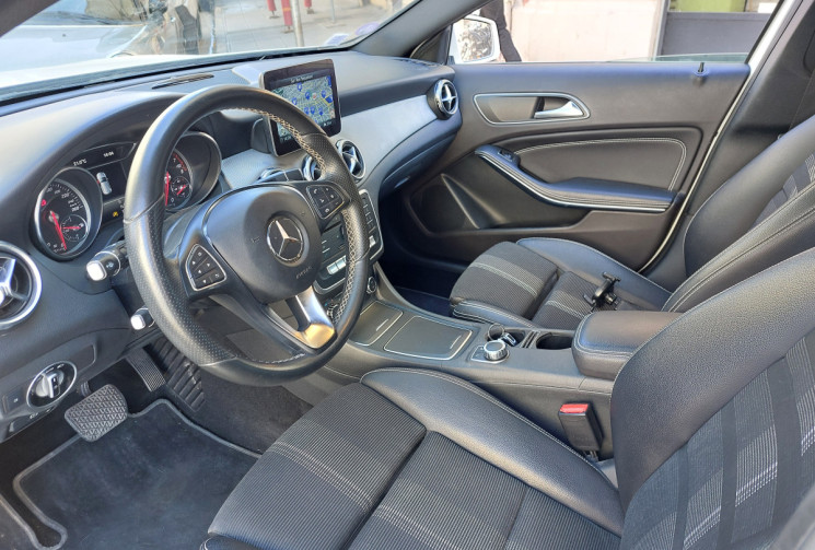 Mercedes GLA 200 1.6 i 156ch SENSATION BVA 