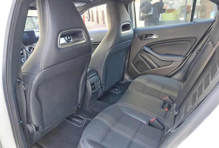 Mercedes GLA 200 1.6 i 156ch SENSATION BVA 