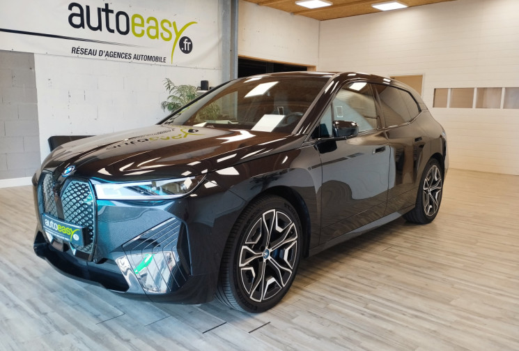 BMW iX 40 xDrive 326 cv (I20) Equateur *PACKS CONFORT, SPORT, INNOVATION*