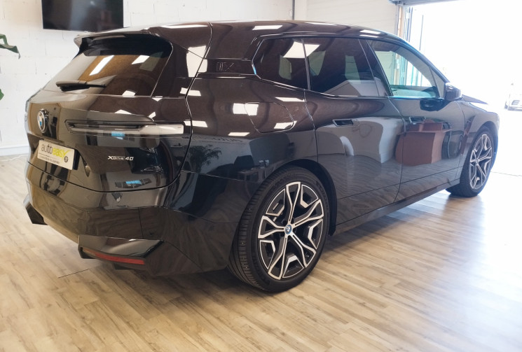 BMW iX 40 xDrive 326 cv (I20) Equateur *PACKS CONFORT, SPORT, INNOVATION*