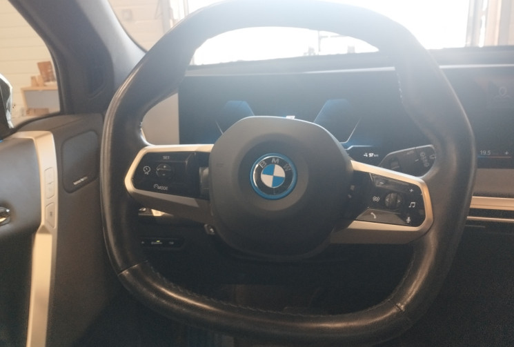 BMW iX 40 xDrive 326 cv (I20) Equateur *PACKS CONFORT, SPORT, INNOVATION*