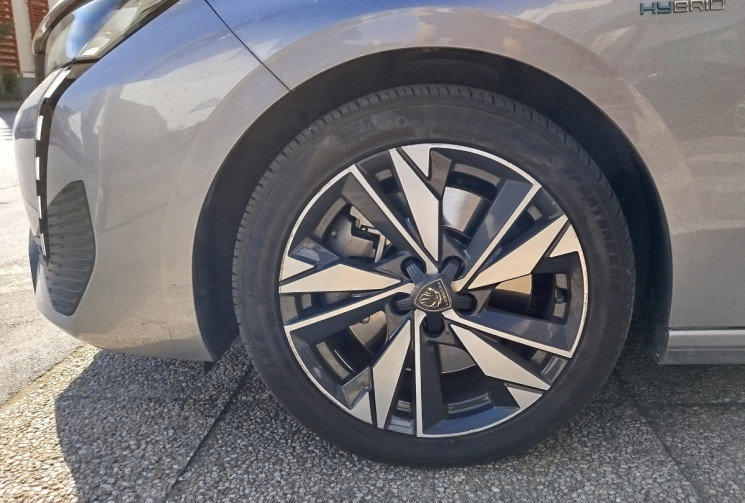 Peugeot 308  16V 180 Hybrid e-EAT8 / ACTIVE PACK