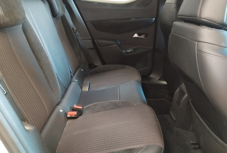 DS DS 3 Crossback 1.2 12V EAT8 S&S 131 cv *DISTRIBUTION REMPLACEE**