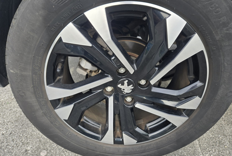 Peugeot 2008 1.2 PureTech 130ch S&S Allure
