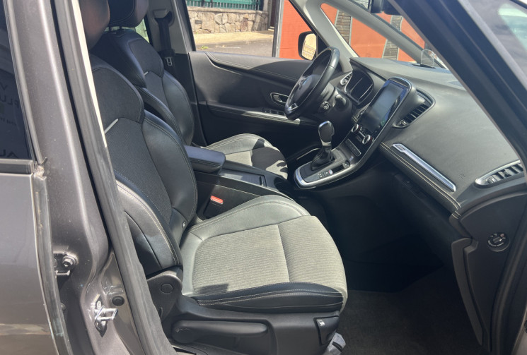 Renault GRAND SCENIC  Grand Scénic IV Phase 2 1.3 Tce EDC7 140 cv TECHNO
